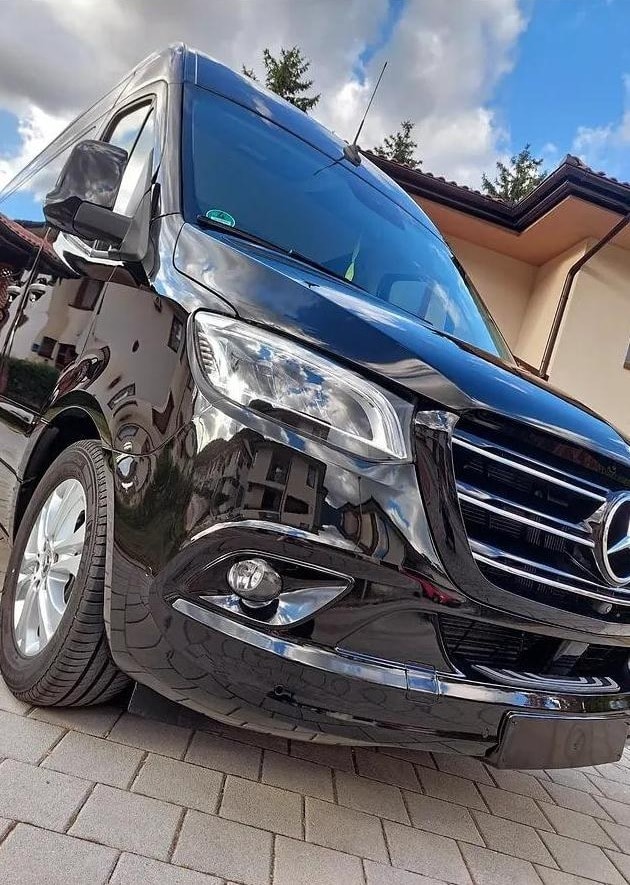 Ceramic Coating: Mercedes Sprinter VIP (Malak Regency)