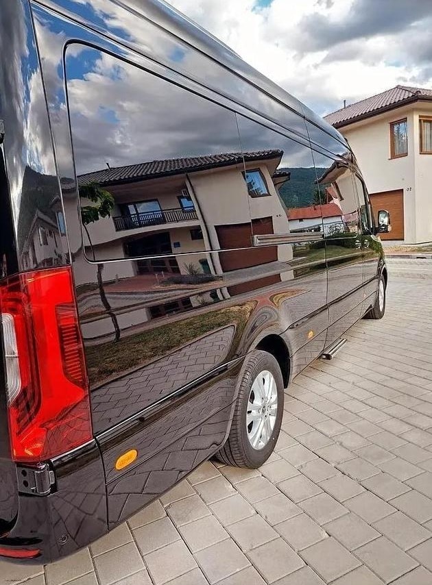 Ceramic Coating: Mercedes Sprinter VIP (Malak Regency)