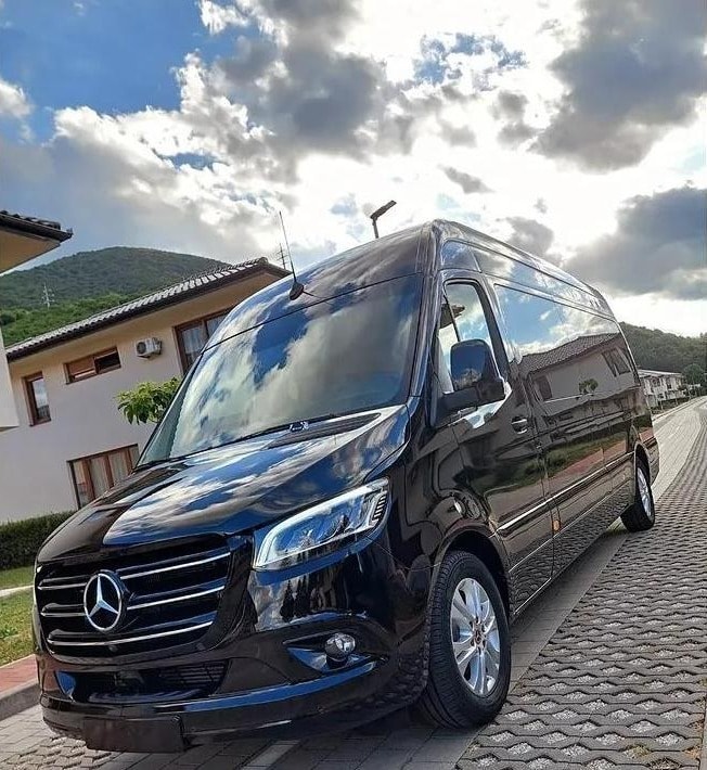 Ceramic Coating: Mercedes Sprinter VIP (Malak Regency)